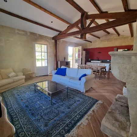 Holiday home Au Coeur Des Vignes Chateau Sainte Barbe *
